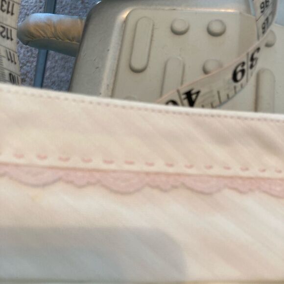 Body By Victoria NWOT Christie Fit Cream high waist wider leg trousers - Picture 8 of 11